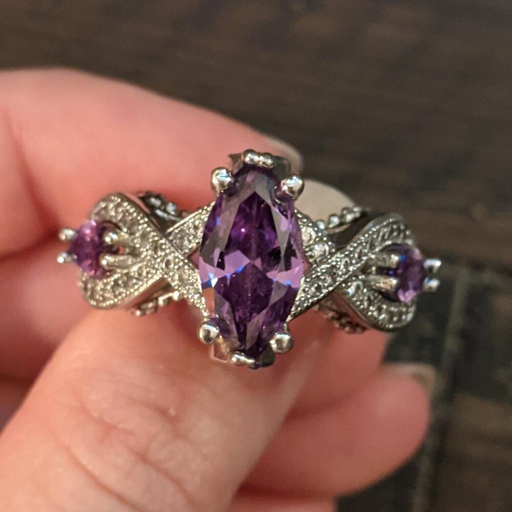 Vintage 925 Sterling Silver Marquise Amethyst Ring Ornate Filigree Art Fairy